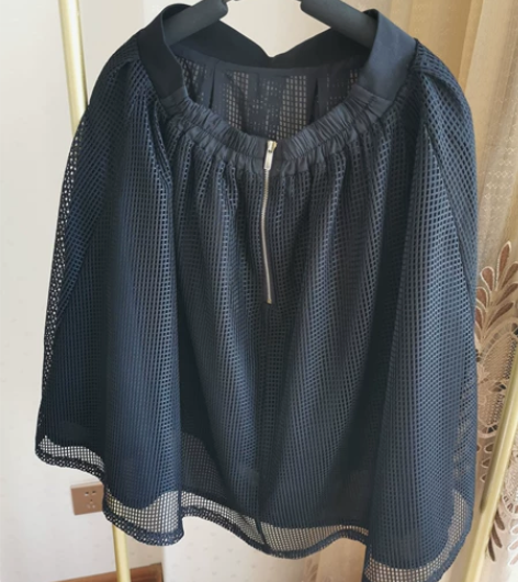 黑色网纱大摆裙，上身效果超好看，不变形，不...