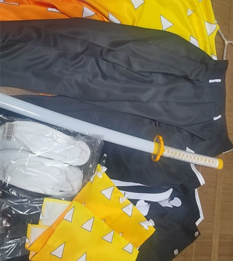 整套衣服从淘宝猫与三町目买的原价整套是18...