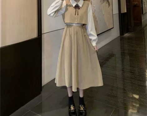 假两件撞色拼接长袖秋季连衣裙法式复古学院风...