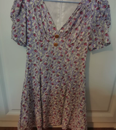 风信子紫色小碎花裙 全棉布料哦。胸太小不合...