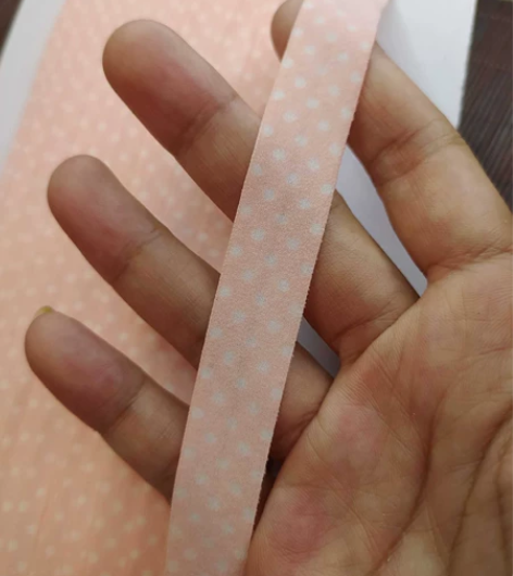 菊粉色可爱风波点对折包边条，宽1.4厘米，...