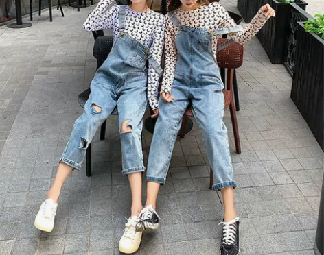 牛仔背带裤女洋气减龄小个子韩版宽松网红破洞...