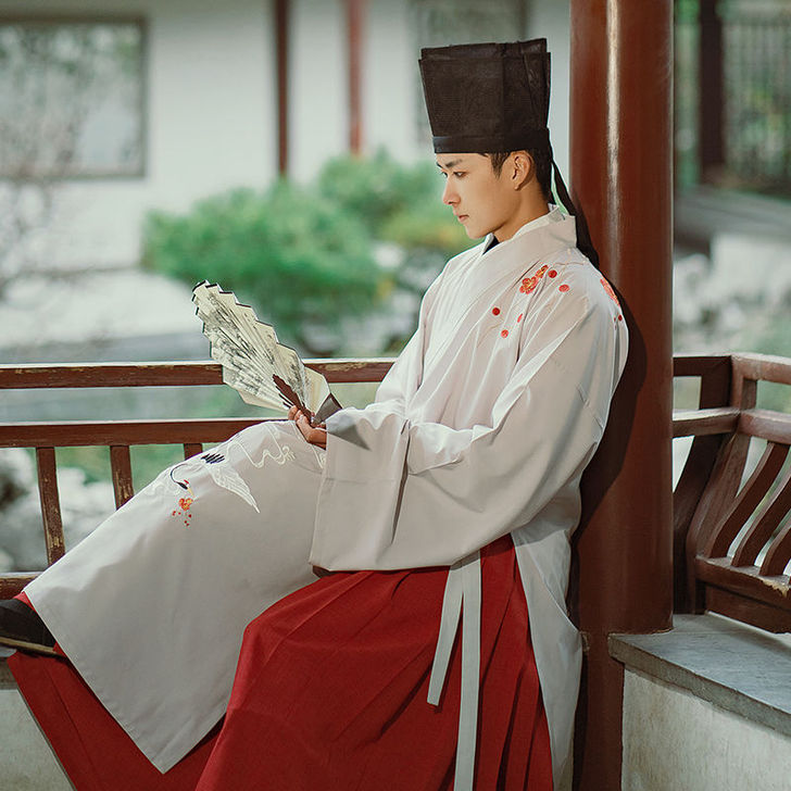 兰若庭汉服