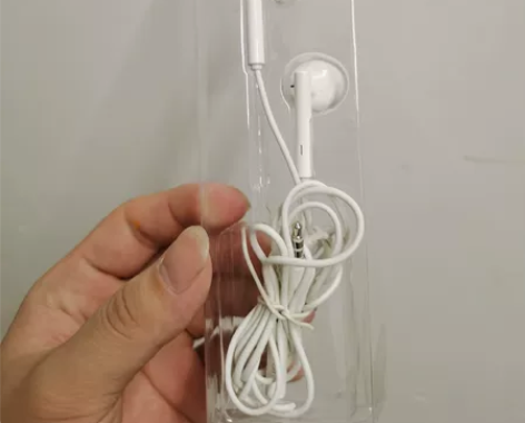 荣耀AM115耳机 拆封,盒子坏的,链接在...