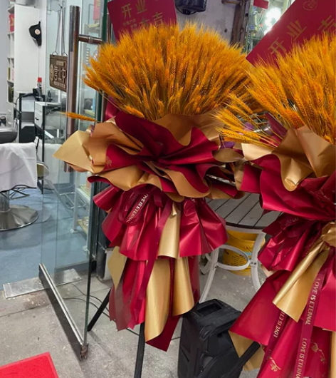 四个花篮！ 感兴趣的话点“我想要”和我私聊...