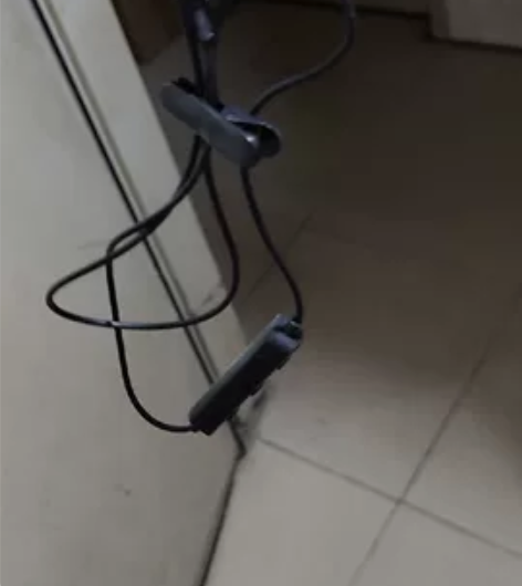 低价处理运动蓝牙耳机   功能正常   音...