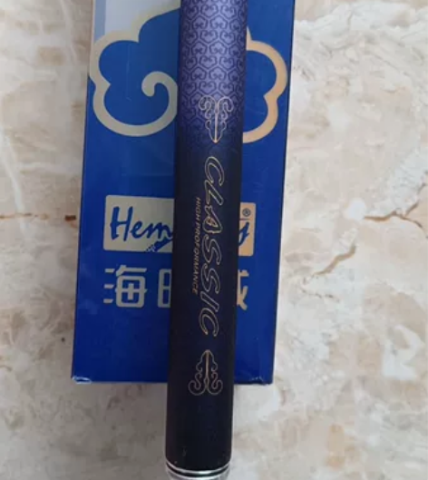 出两支闲置鱼竿，海明威独钓风云鲤青版6.3...
