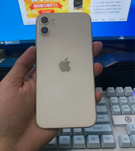 闲置11 国行128 原屏压过触摸 低价出...