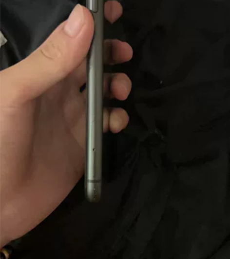 iPhone 11 128G黑色全原无拆，...