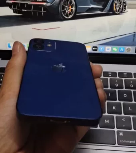 苹果12mini,成色94新,64G美版无...