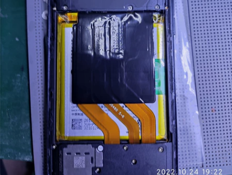 oppo reno 8+128 开机屏坏，...