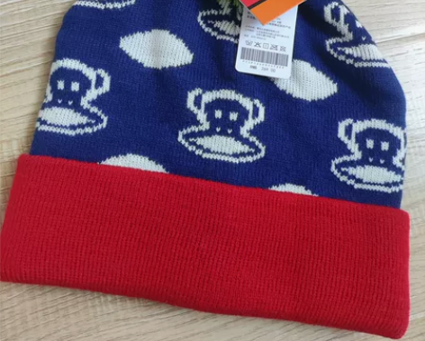 全新paul frank大嘴猴毛绒帽，专柜...