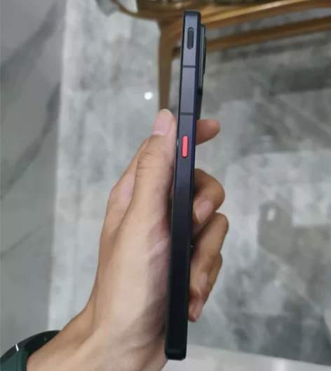 努比亚z40s pro  12+256  ...