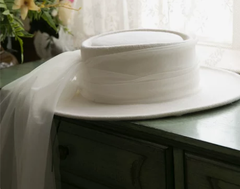 2020新品法式礼帽头纱 复古羊毛呢优雅白...