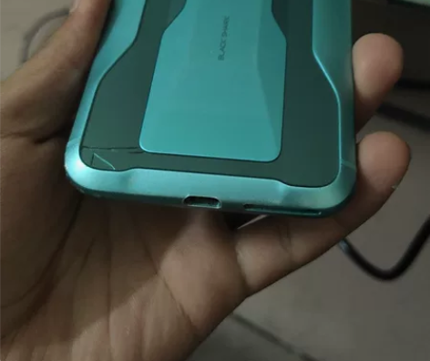 黑鲨2手机后盖 原装 看好了拍不退不换