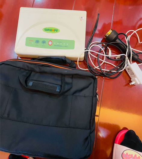 尚赫美容仪 9成新 之前开加盟店 在官方买...