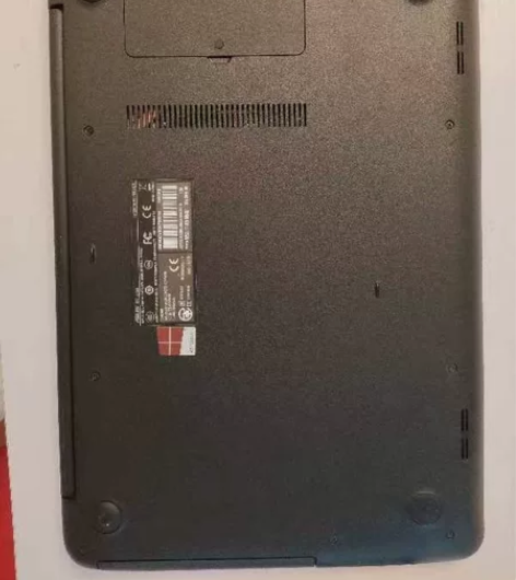 华硕A556U,用的比较少,无破损痕迹 感...