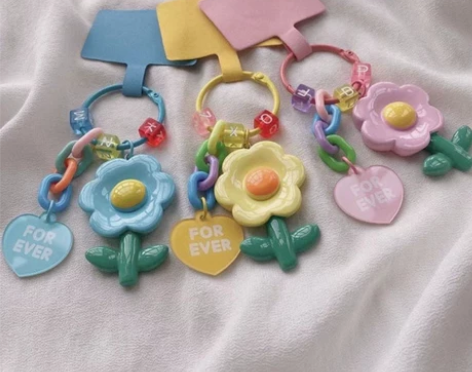 小红书同款花朵挂件手机包包通用挂绳钥匙扣配...