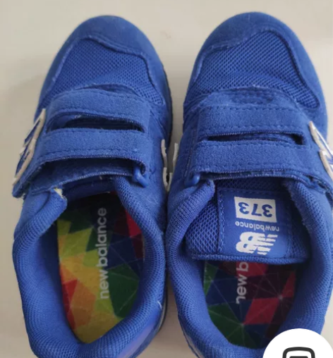 新百伦儿童运动鞋 新百伦牌，正品。专卖店购...