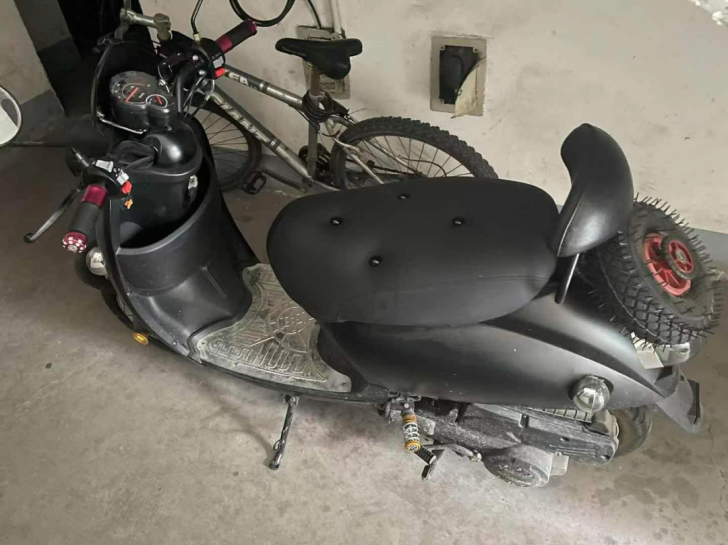 小绵羊踏板 125cc 入手一月 几乎没怎...