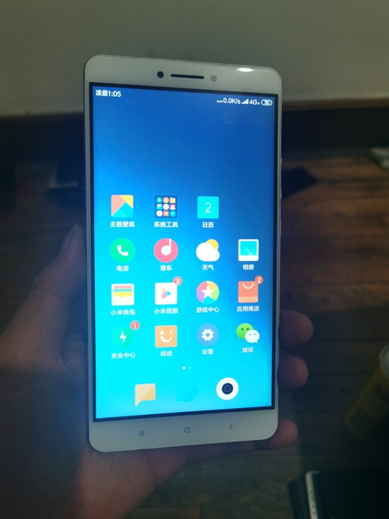 小米max....3+32全网通，机器没修...