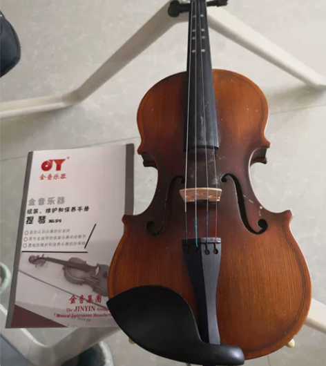 四分之一，小提琴，没怎么用，九成新。 感兴...