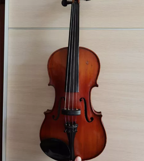 4／4入门小提琴，九成新 感兴趣的话点“我...