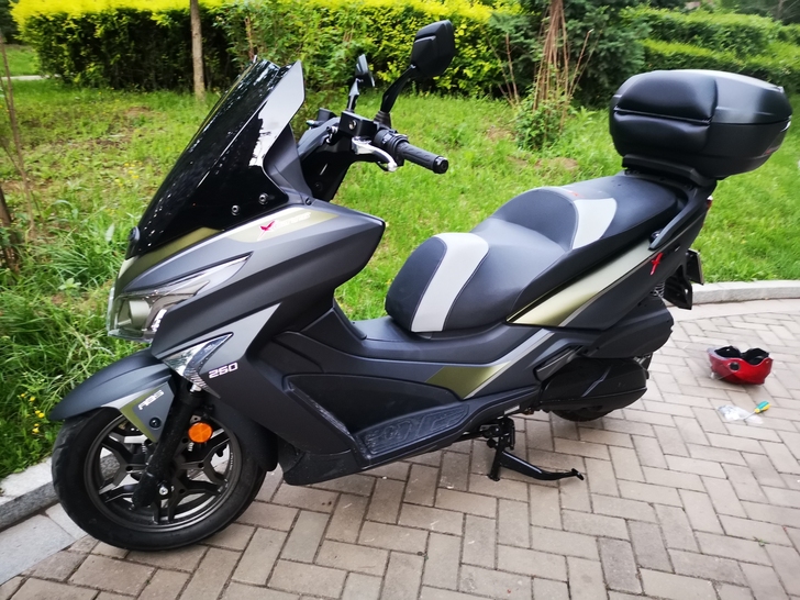 光阳赛艇250至尊版 刚买俩月，手续齐全，...