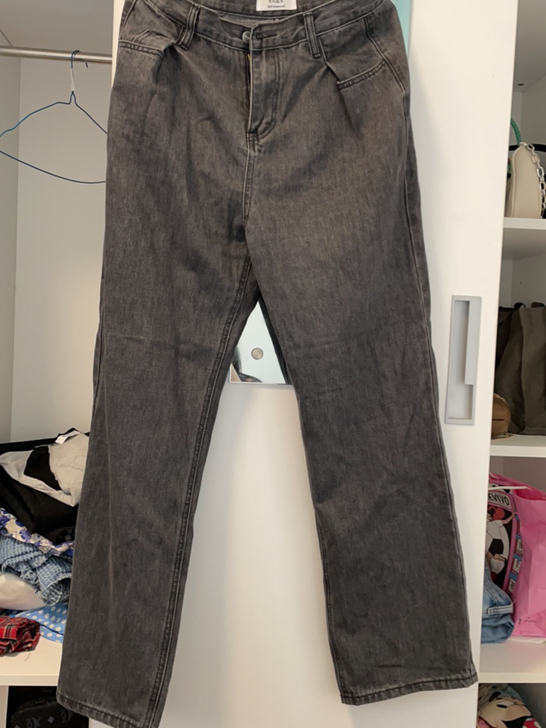 黑色阔腿裤，L码，很宽松，适合梨形身材的姐...