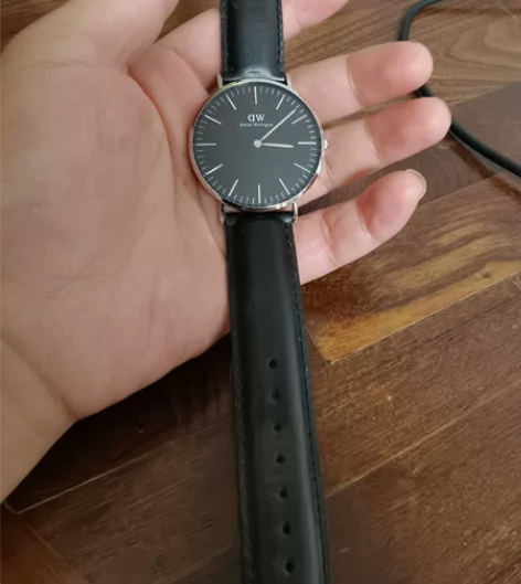 DW手表  男士经典款，带了几次，就闲置了...