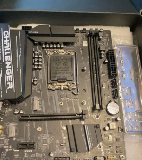 铭瑄z690挑战者,支持12代 13代,目...