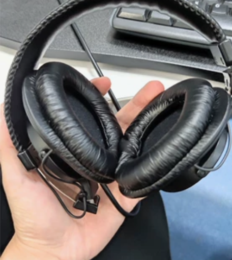 索尼降噪耳机MDR7506 连耳机带包原价...