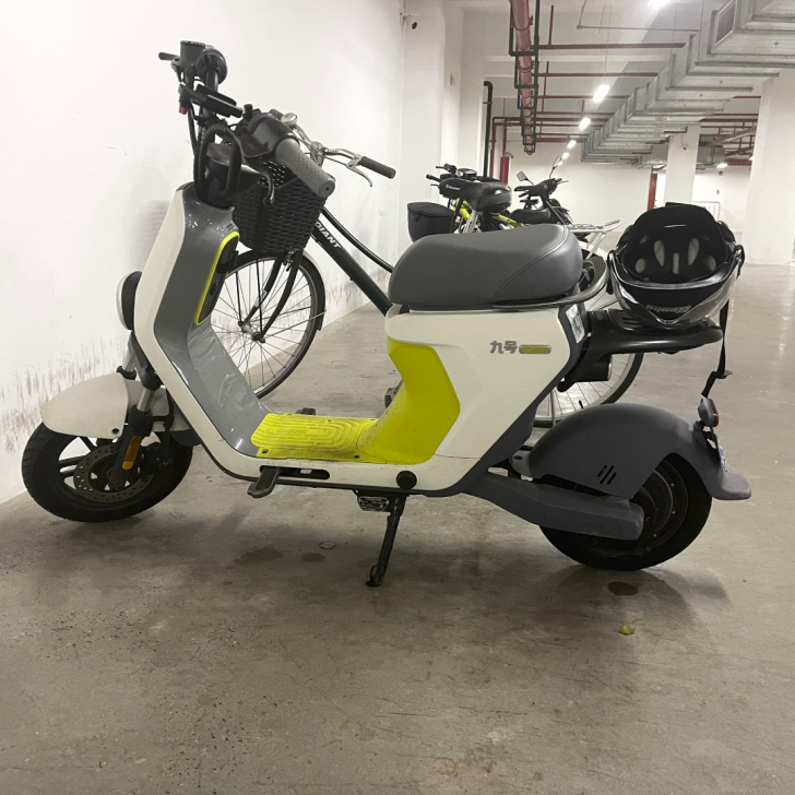 九号 电瓶车 c40