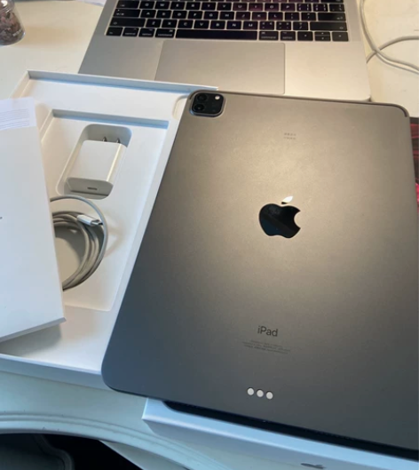 出自己用的2021版iPad pro 12...