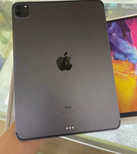 大量收iPad pro2018款到2021...