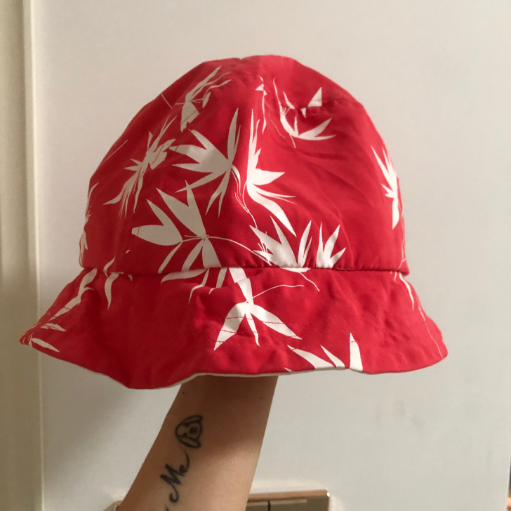 正品阿迪达斯渔夫帽 喜欢的带走 全新