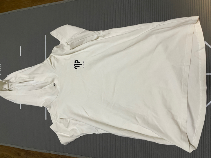 anta 安踏 带帽短袖 纯棉 穿着多次 ...