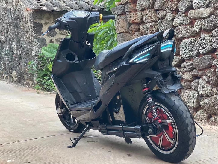 本人出售各种电摩电动车,有意向的可联系