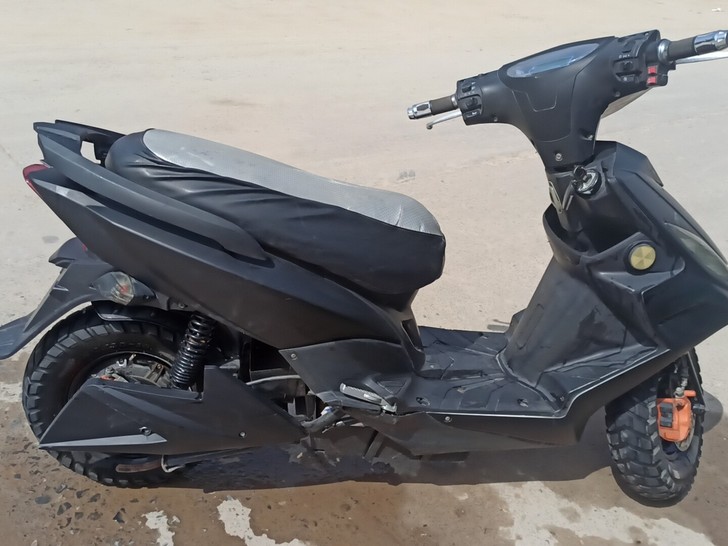 60v，20毫安大电池。个人一手车。新旧程...