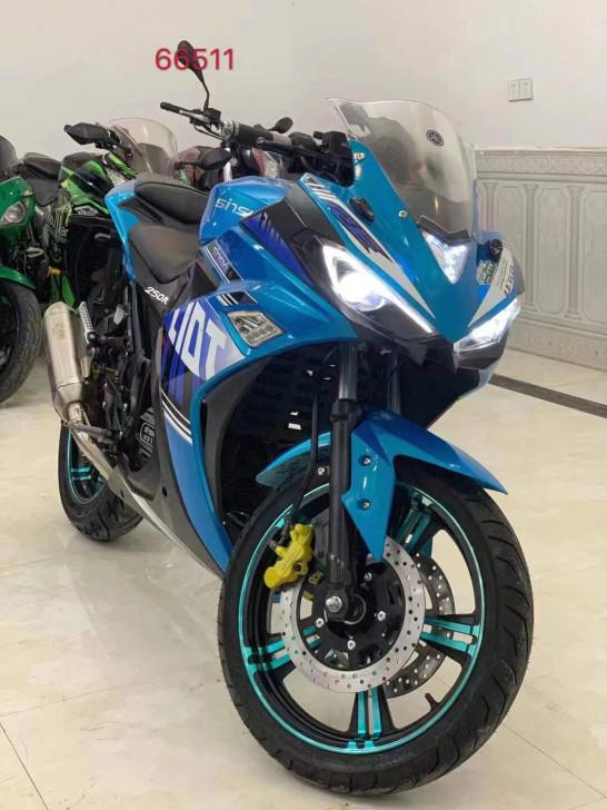 9.9成新 雅马哈款V6电喷小忍者，全车九...