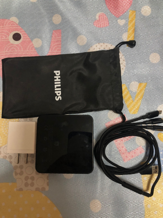 Philips飞利浦便携式充电宝10000...