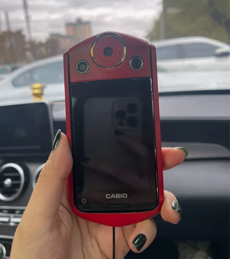 99新卡西欧TR350 黑色，全膜。入手7...