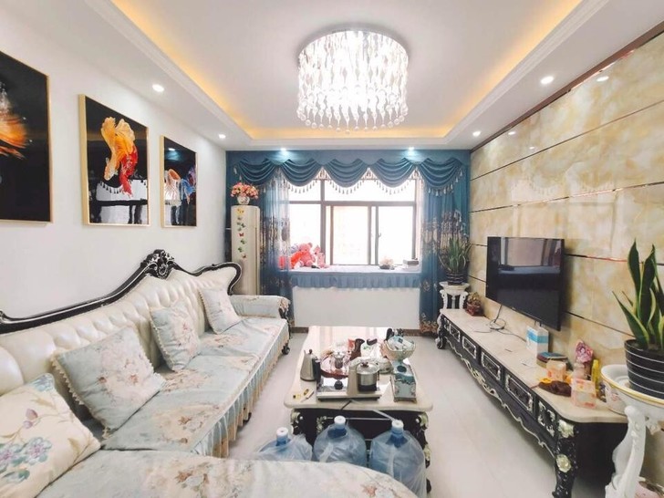 青园小区，西湖文化广场旁地铁口零距离，70...