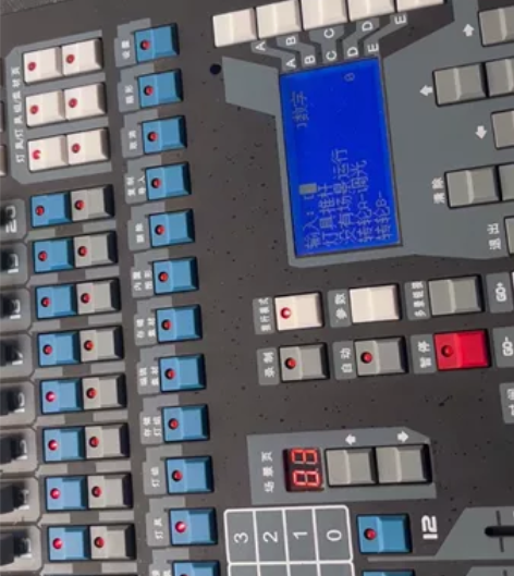 金刚1024S灯光控制台,婚庆公司使用, ...