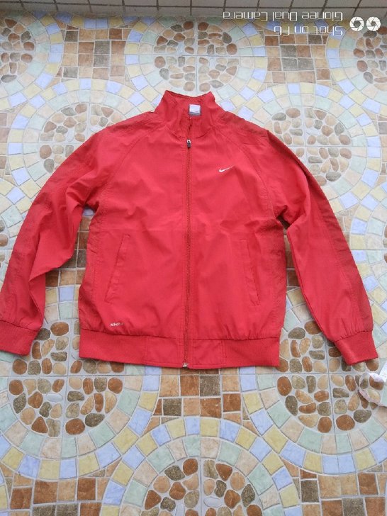Nike耐克风衣外套耐克外套,L码,9新!...