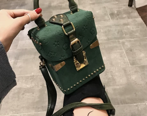 小众独特包包女款2022爆款超火轻奢百搭手...