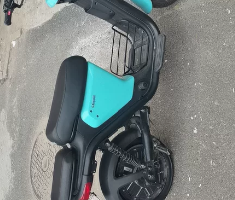 小牛电动，48v16Ah，u1动力款，跑了...