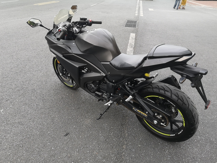 机车r3二手的，磨砂黑，便宜卖了吧