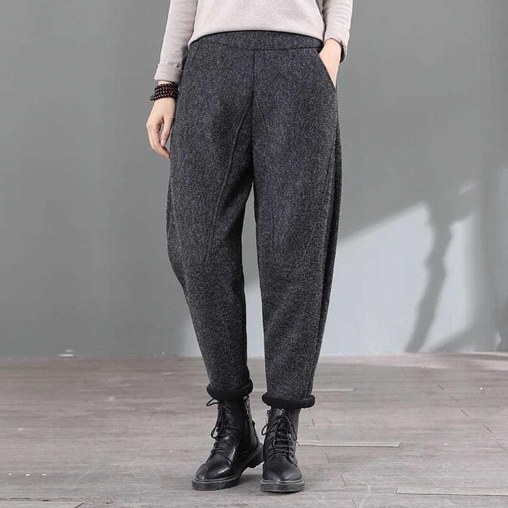 闲置新货裤子，花瓣雨买的，入手好像319，...