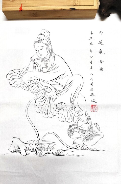 卧莲观音像一幅，尺寸40cmx35cm，可...